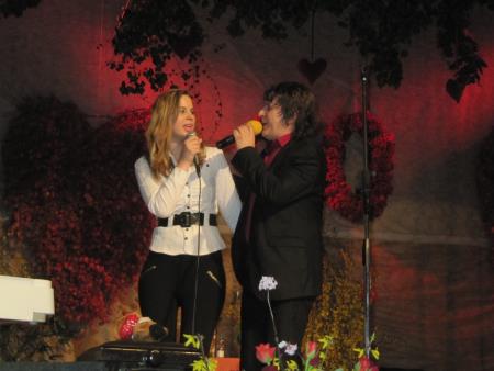 10. jubilejni Valentinov glasbeno-humoristični koncert Franca Gorze z gosti 43